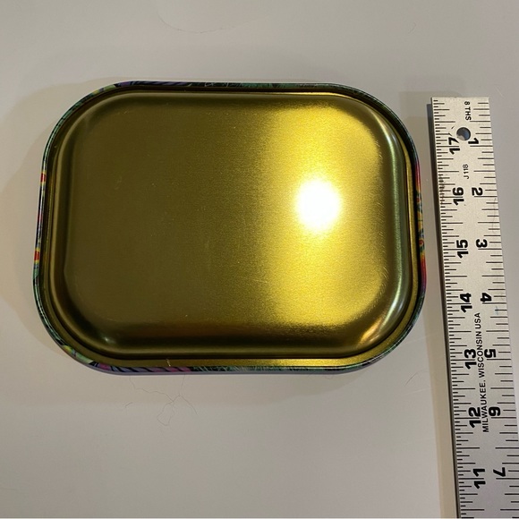 Leafy Guy trinket tray rolling tray metal 7”x5”x1/2” - Picture 2 of 3